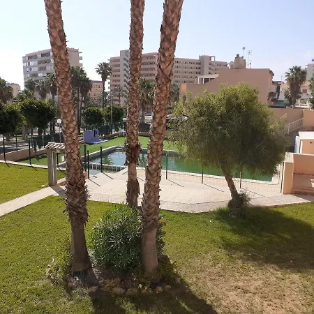 Tourist Paco Bungalow With Community Pool And Garage Nyaraló *